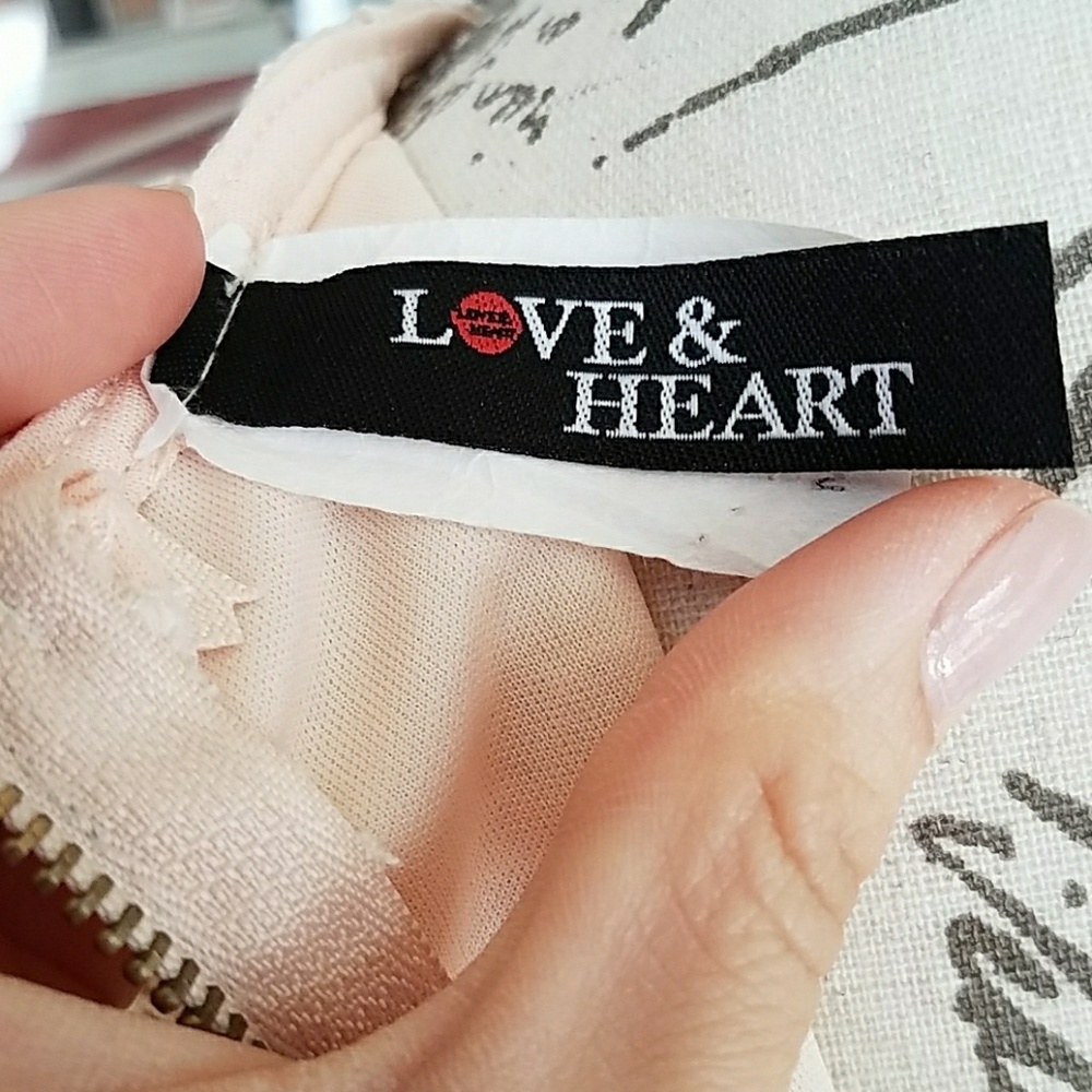 Love & Heart Romantic Crochet Pink Mini‎ Dress Size M - Picture 4 of 8